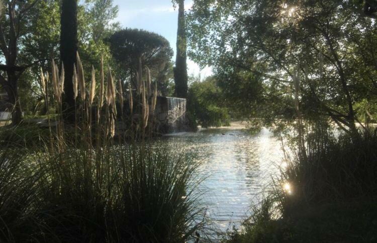 Appartement Village 7 En Residence De Vacances En Camargue Arles Kültér fotó