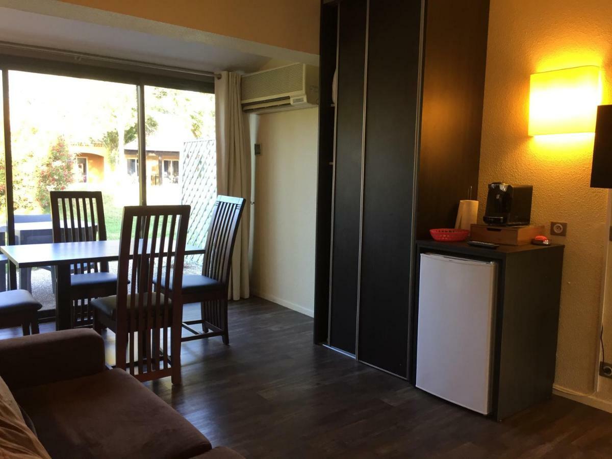 Appartement Village 7 En Residence De Vacances En Camargue Arles Kültér fotó