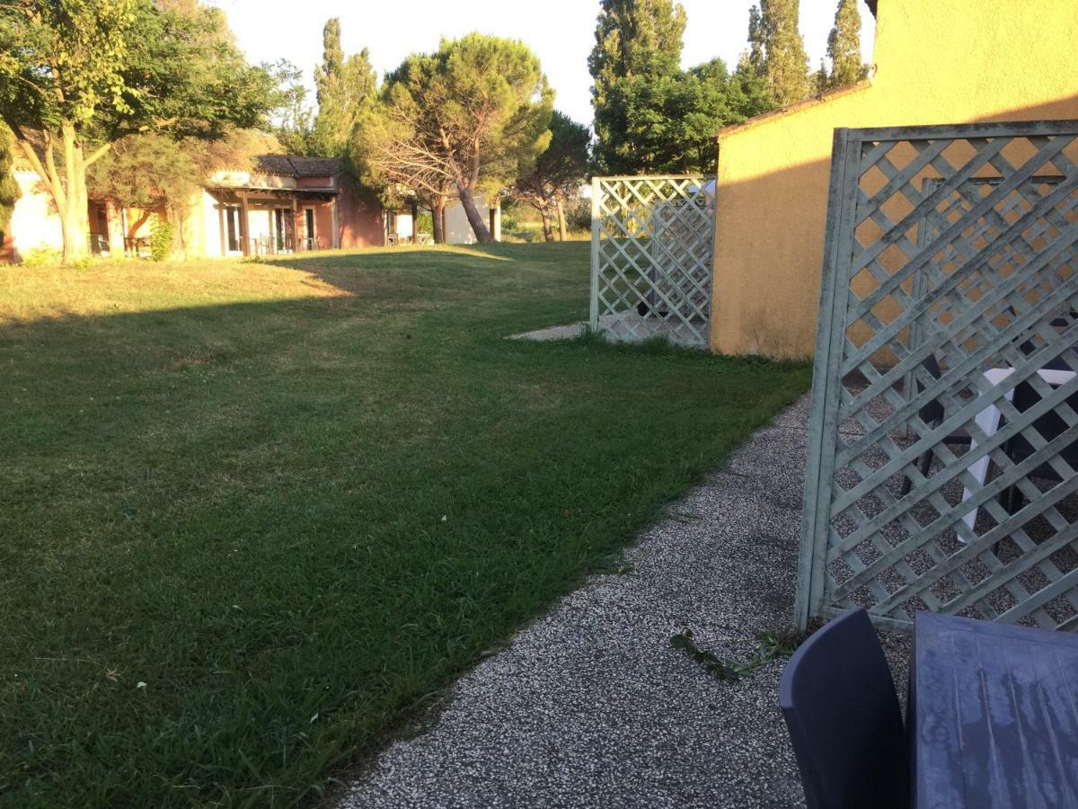 Appartement Village 7 En Residence De Vacances En Camargue Arles Kültér fotó